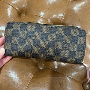 Louis Vuitton Damier Wallet